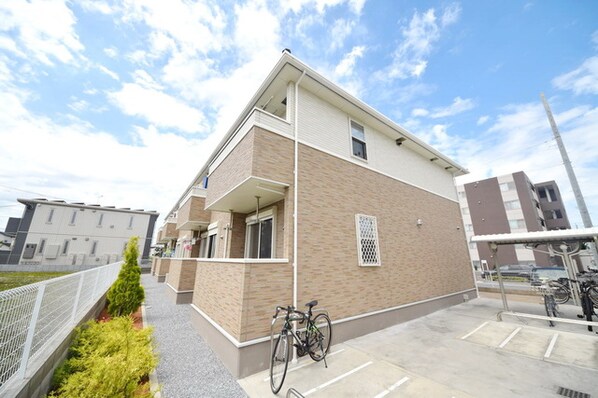 ルミナスハイムの物件外観写真